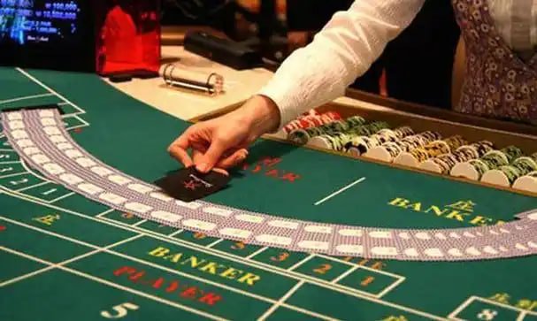Live baccarat and roulette rooms available on 777 jollibee for Philippines players